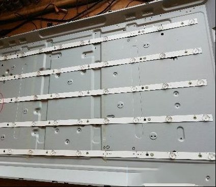 TCL L32W3212液晶电视有声音无图像检修思路