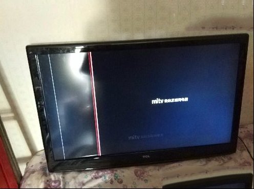 TCL 42寸液晶电视左面屏有竖线的检修思路