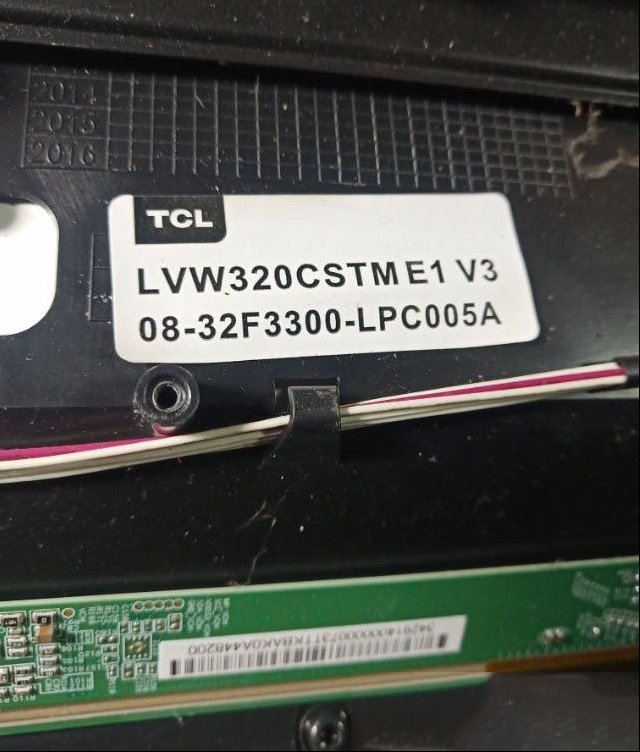 TCL L32F3350E液晶电视绿屏的检修思路