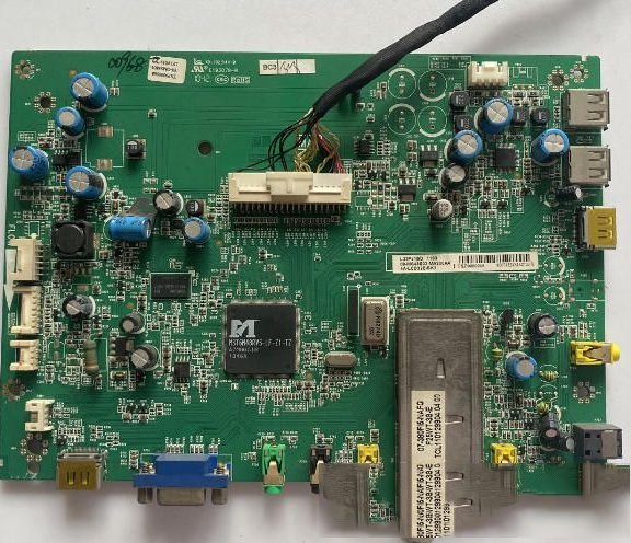 TCL L32P21BD液晶电视开机背光一闪即黑的检修思路