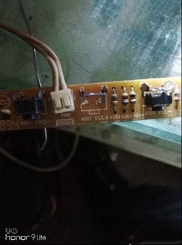 用卧式按键代换立式按键的方法
