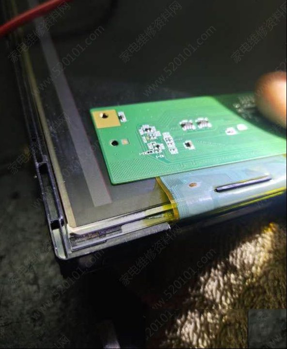 液晶电视更换灯条要注意TAB模块