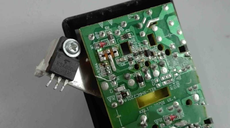 天谱TP-H0562广场舞音箱无法充电的检修思路