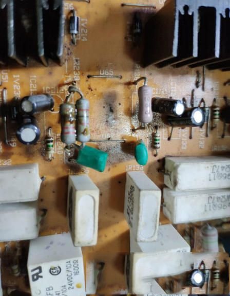 湖山BK2X100J功放一通道处于保护亮绿灯的检修思路