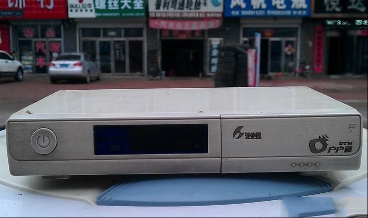 处处通牌户户通机顶盒不开机检修思路
