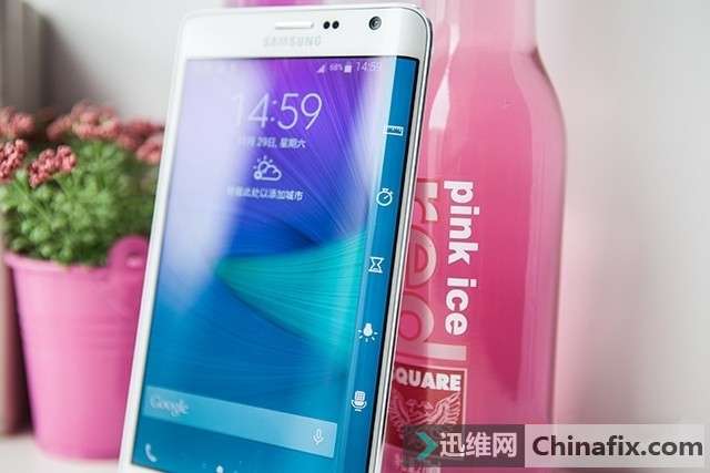 曲屏Samsung Galaxy Note Edge开箱测评