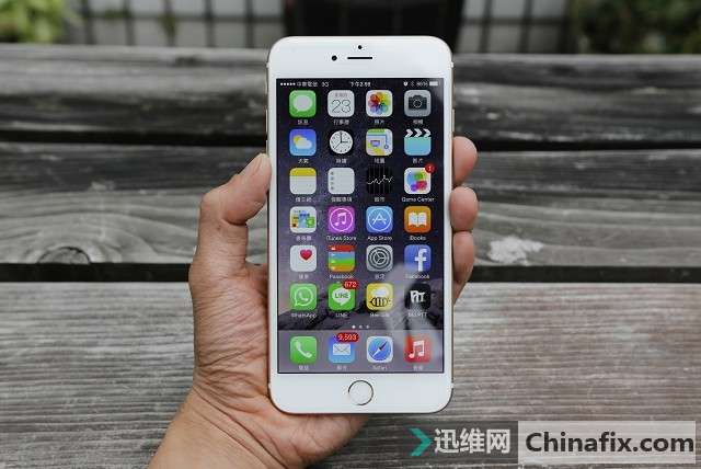 不浪费大屏幕 - iPhone 6 Plus看无线数字电视