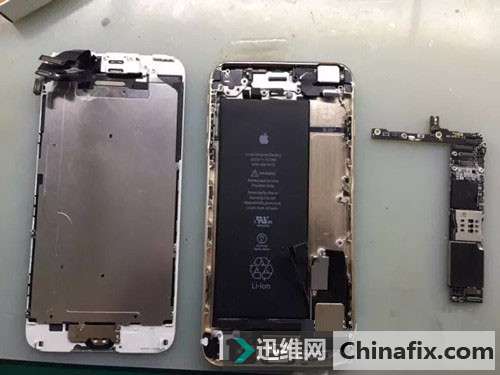 iPhone6P 摔出现奇葩故障，看我怎么维修？！