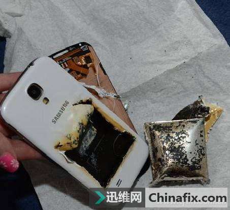 电池充电达到100%充满时设置提醒闹钟的方法