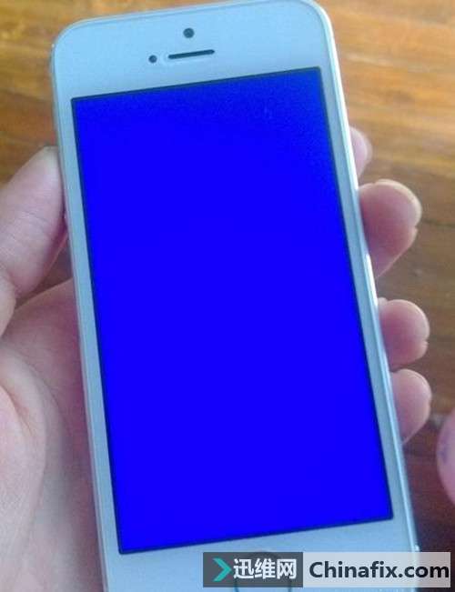 iPhone6蓝屏重启、不充电、不联机维修案例