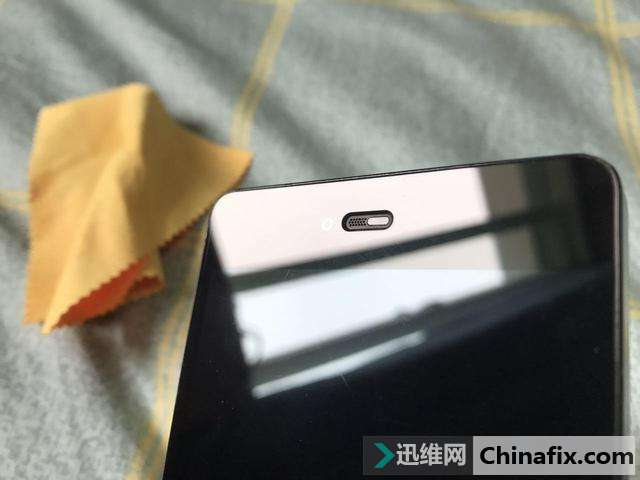 手机听筒声音越来越小，无需拆机一分钟轻松解决！