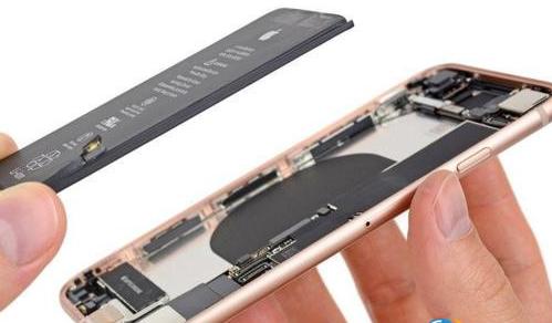 技术贴：iPhone手机8无线充电的原理在这里，拆解找到它的小奥秘