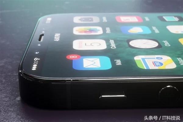 iPhone手机8爆炸事件闹这么大，iPhone se2来救场