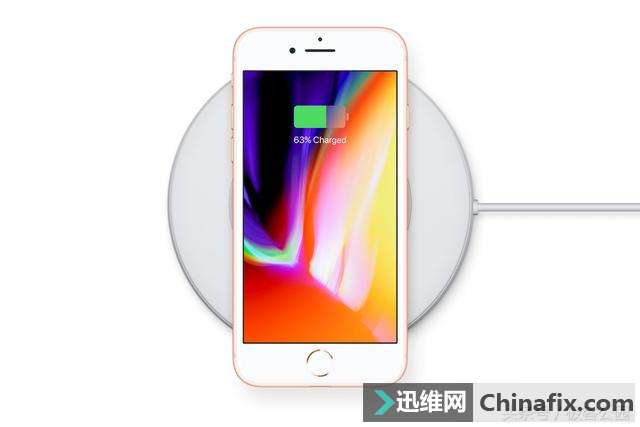 iPhone 无线充电功能的背后，苹果的抉择和行业的曙光