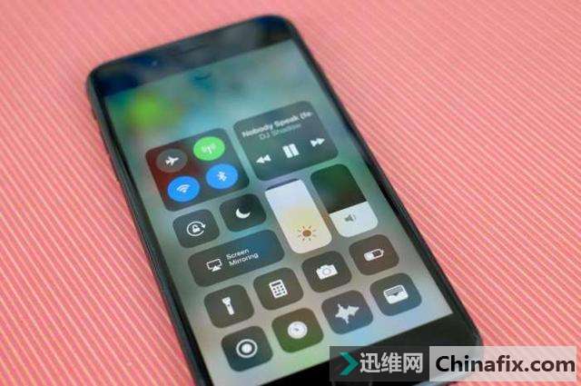 苹果iOS11升级用户的电池消耗快 10招教你轻松搞定！