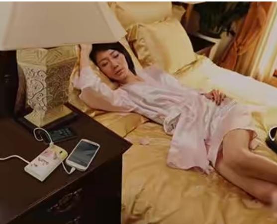 手机彻夜充电到底好不好呢，会对手机有什么影响呢？