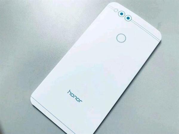 16nm处理器/4G内存！荣耀首款全屏手机配置确认：本周三发布