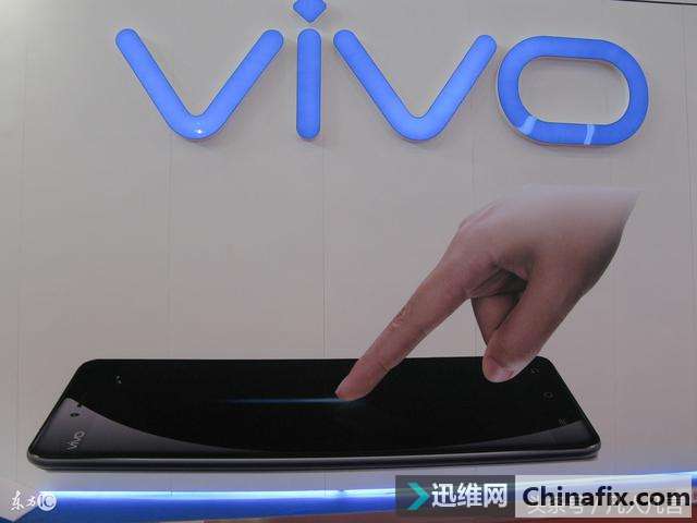 手机接上电脑后，不能访问手机中的照片，怎么维修