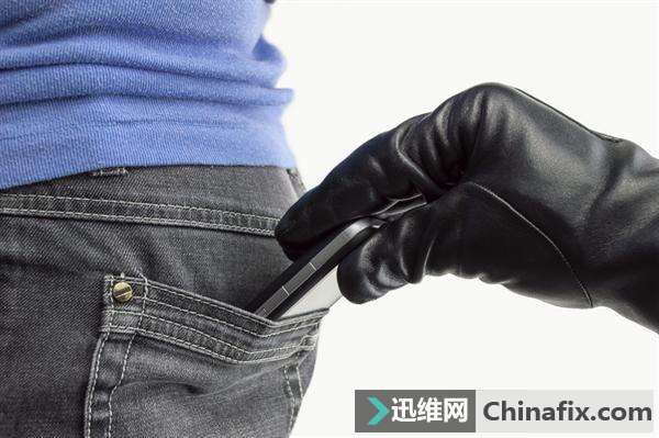 iPhone被偷收到这样的短信　千万别回！