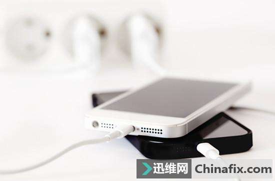 手机充不进电就该这么办！