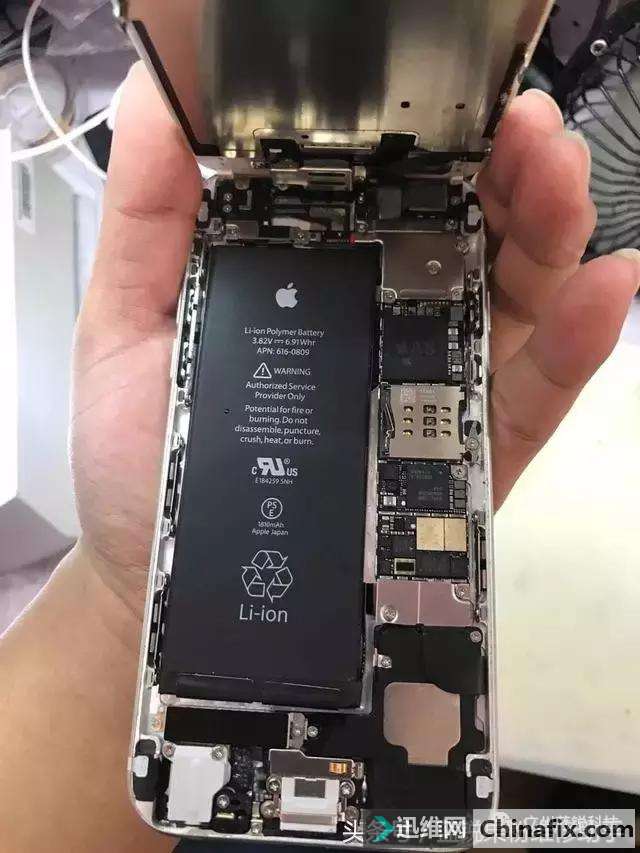 iPhone手机充电时不能打电话是哪种故障！