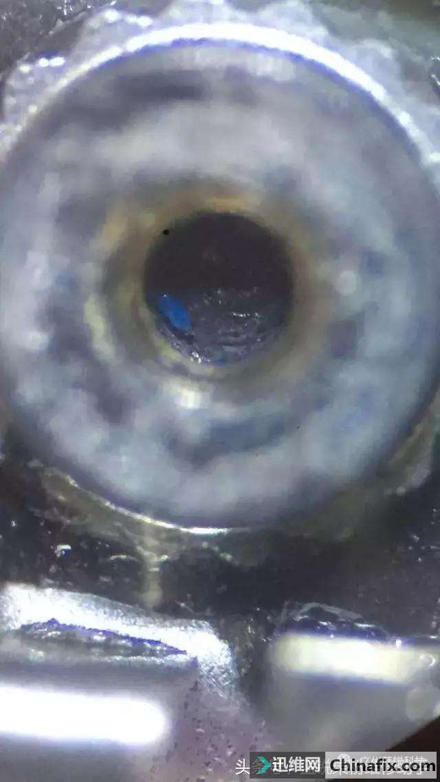 iPhone手机顾客自行换屏导致开机不显示维修