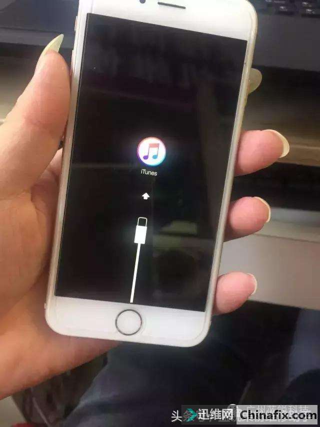 iPhone6手机进水刷机报错56维修思路