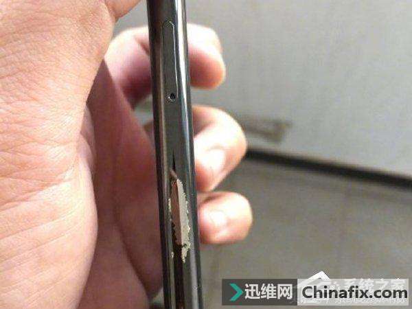 惊曝苹果iPhone X掉漆　再现“掉漆门”！