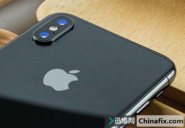 为什么手机摄像头越做越凸出？反人类的规划！