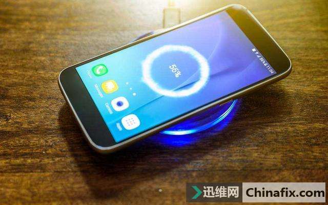 一定避开手机充电3大错误认知，不然半年就得换