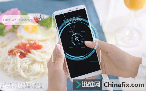 手机触屏不管用如何维修？