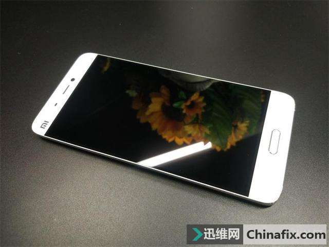 小米5电池不行？手把手教你更换小米手机电池！