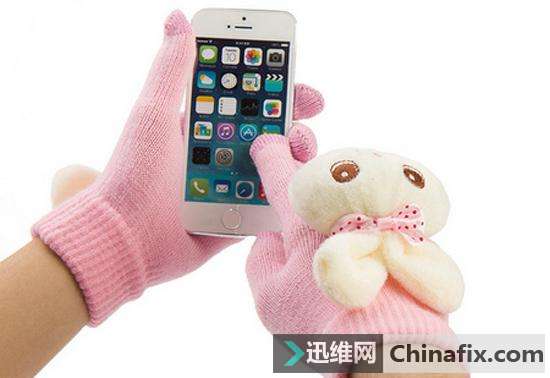 科普：为啥冬天戴手套点不了手机屏幕？手机触控屏工作原理是什么？