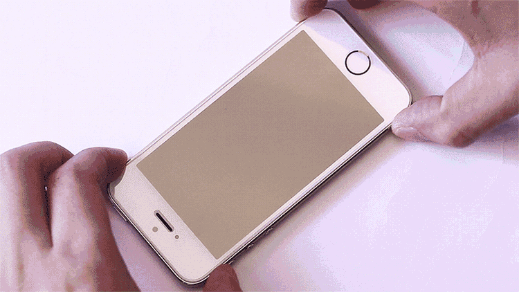 不要再被骗了，其实没有必要贴手机蓝光膜！