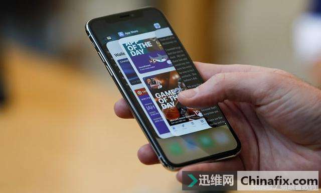 又是苹果iOS 11惹的祸，iPhone手机游戏中接听电话可能导致系统卡慢