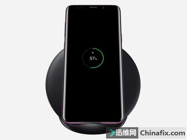 手机充电到100%并不好？数据显示电池寿命受温度与充电量影响