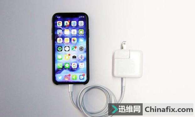 手机整夜充电应该注意的3个细节