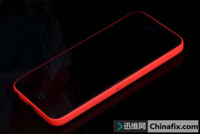 心塞！苹果iOS11系统下的iPhone X被轻松破 解！