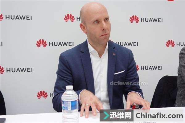 华为手机的莱卡味是怎么实现的？