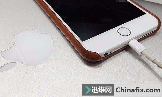 五个手机充电的坏习惯，看看你中招了没？