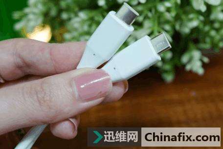 micro USB接口已淘汰？为什么手机都转用了Type-C接口