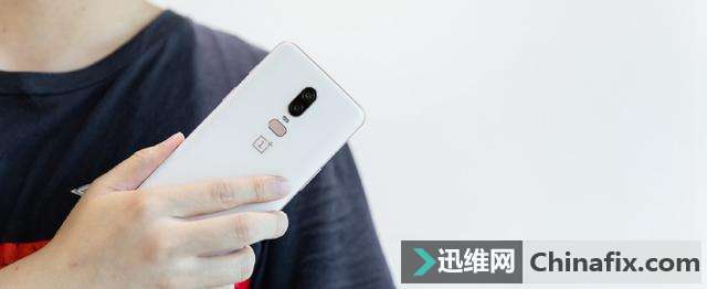 OnePlus手机6：“刘海屏”依旧令人惊艳