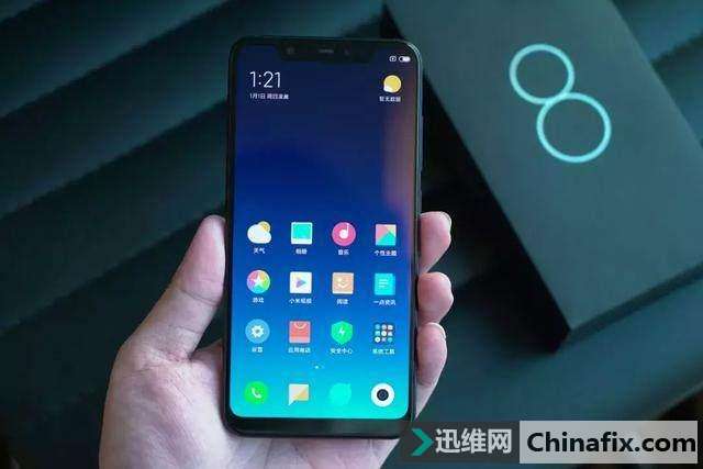 小米8上手一个月体验后，这几点还是要说说！