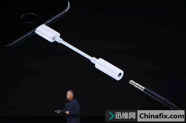 请自掏腰包！新款iPhone不再提供3.5毫米耳机插孔适配器