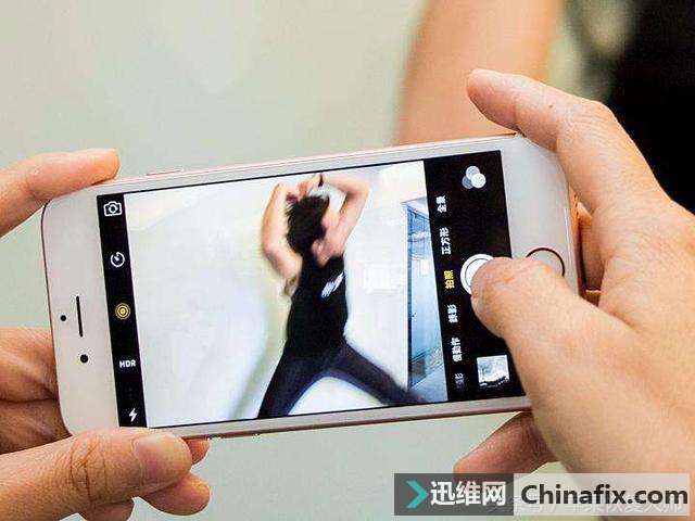 如何给其他苹果用户分享iPhone照片？iPhone共享照片的方法