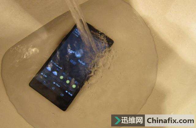 手机温度过高严重如何维修？这四种物理散热方式像开挂