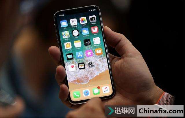 苹果手机音量小如何维修？关闭这个功能，声音瞬间大一倍