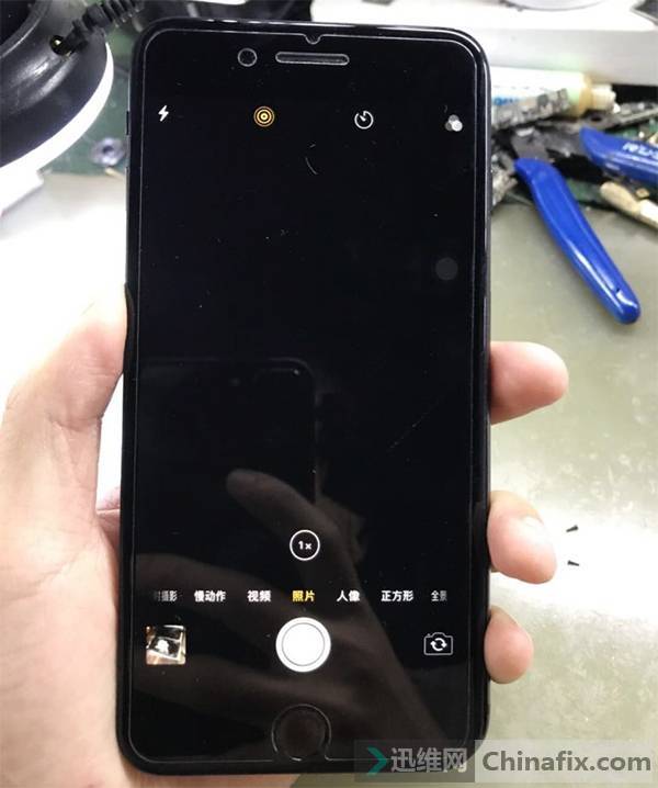 iPhone 8Plus手机后摄像打不开如何维修？