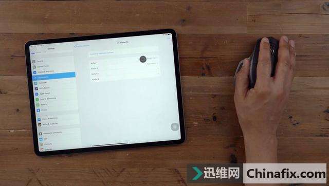 如何在iPad上运用无线鼠标？
