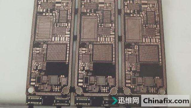 疑似2019款iPhone主板曝光